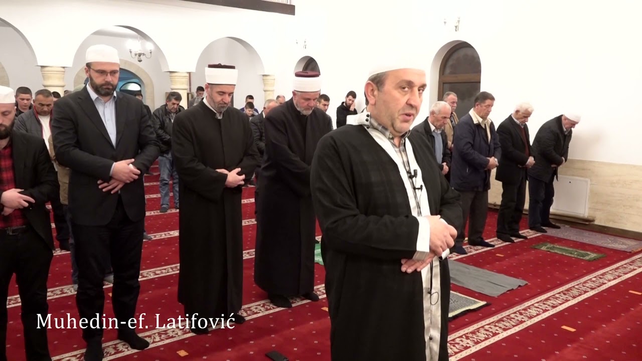 19 -Teravija namaz u Centralnoj džamiji u Tutinu - RAMAZAN 2021.