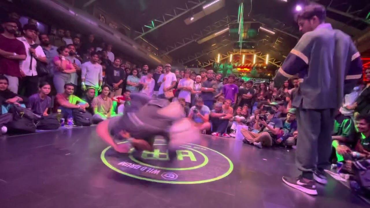 BBoy Shawn Vs BBoy Smoke | Top 4 | Essence Vol 2 | Mumbai