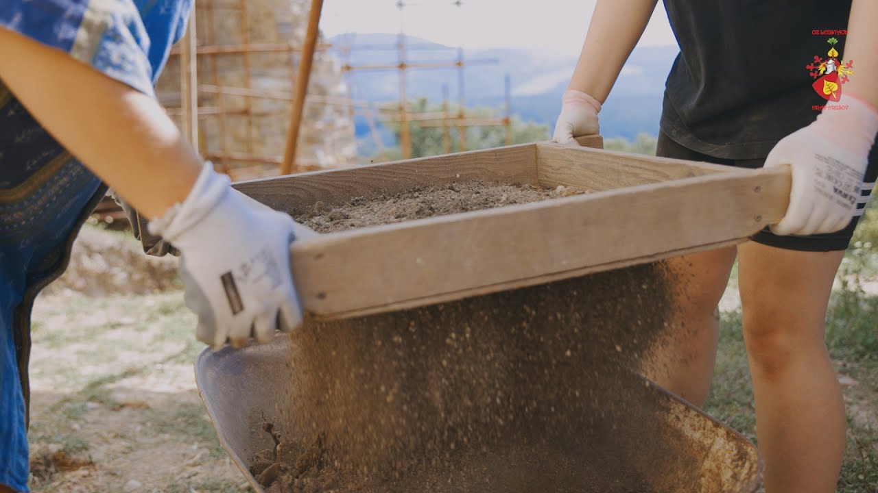 Archeologický výskum na hrade Hrušov