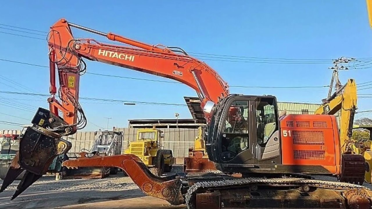 Hitachi Excavator, ZX225USRLCMH-5B (2017) For Sale