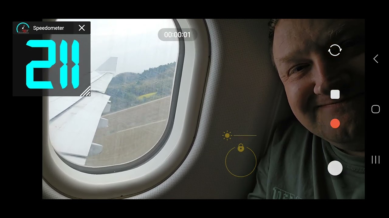 Amazing take off on 777-300 ER with live air speed
