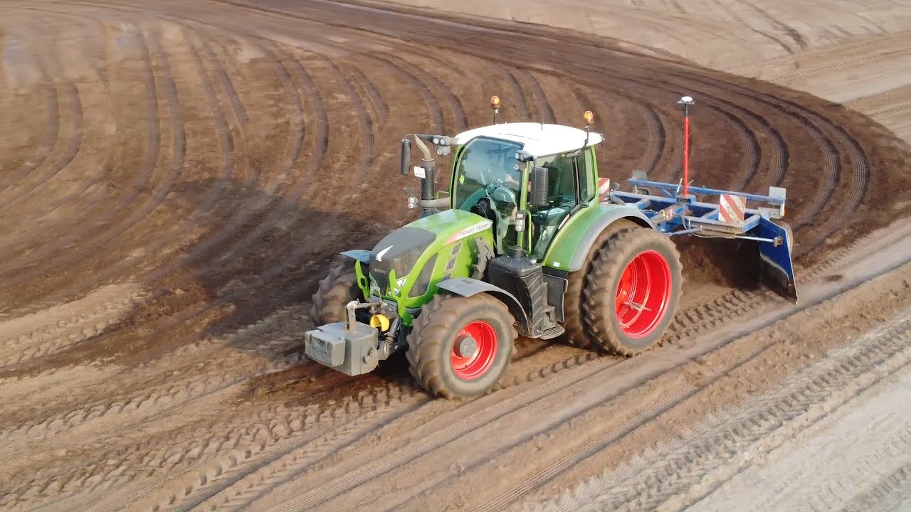 Back earth moving