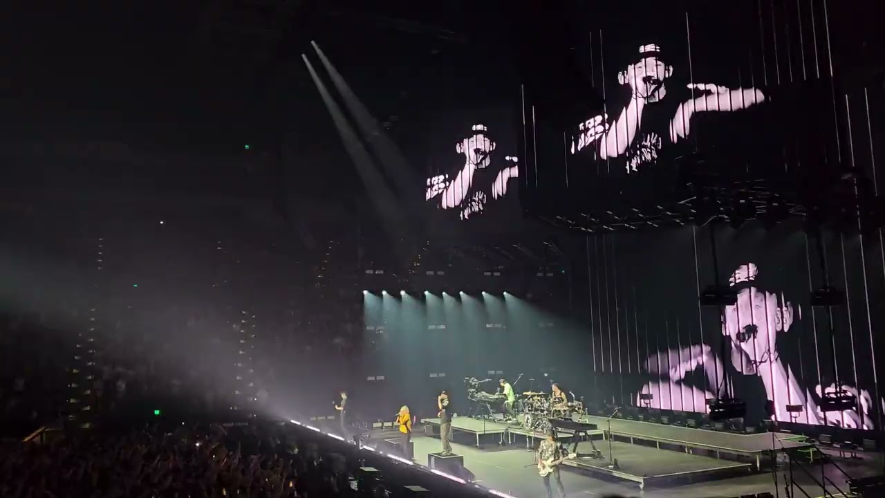 Linkin Park Rod Laver Arena Night 2 - Papercut