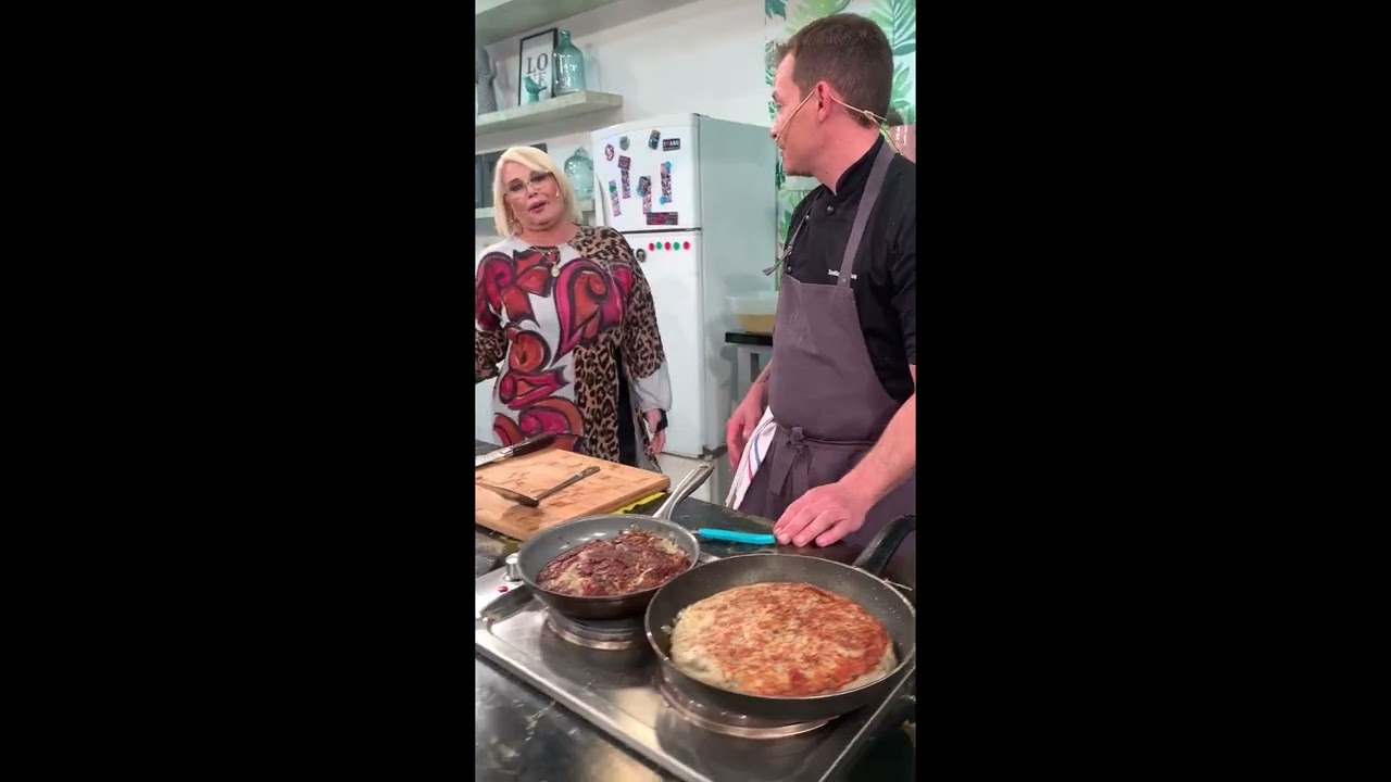 &iexcl;LA TORTILLA SALE MAL! El #Fail de Santi del Azar cocinando 