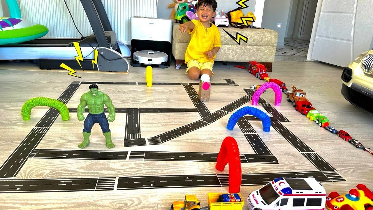 EYVAH! HULK ARABA YOLUNA ENGELLER KOYUYOR !/ POYRAZ TV SEVİLEN BÖLÜMLER BİR ARADA !