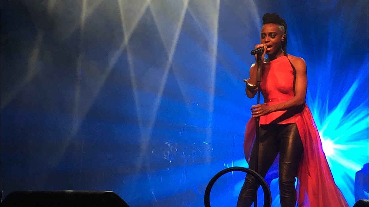 Morcheeba - The Sea (Live @Prinzenbar Docks, Hamburg 2018) HD