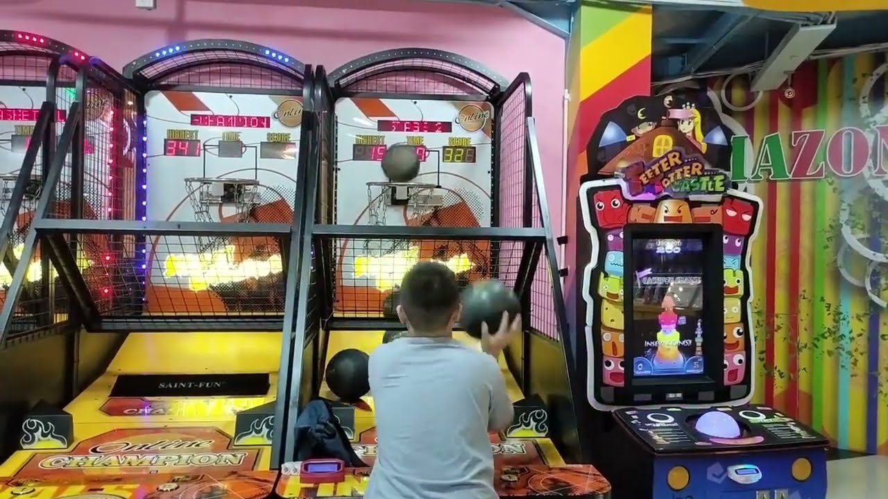 Street Basketball arcade at Supermall Karawaci #ibl #timezone #streetbasketball