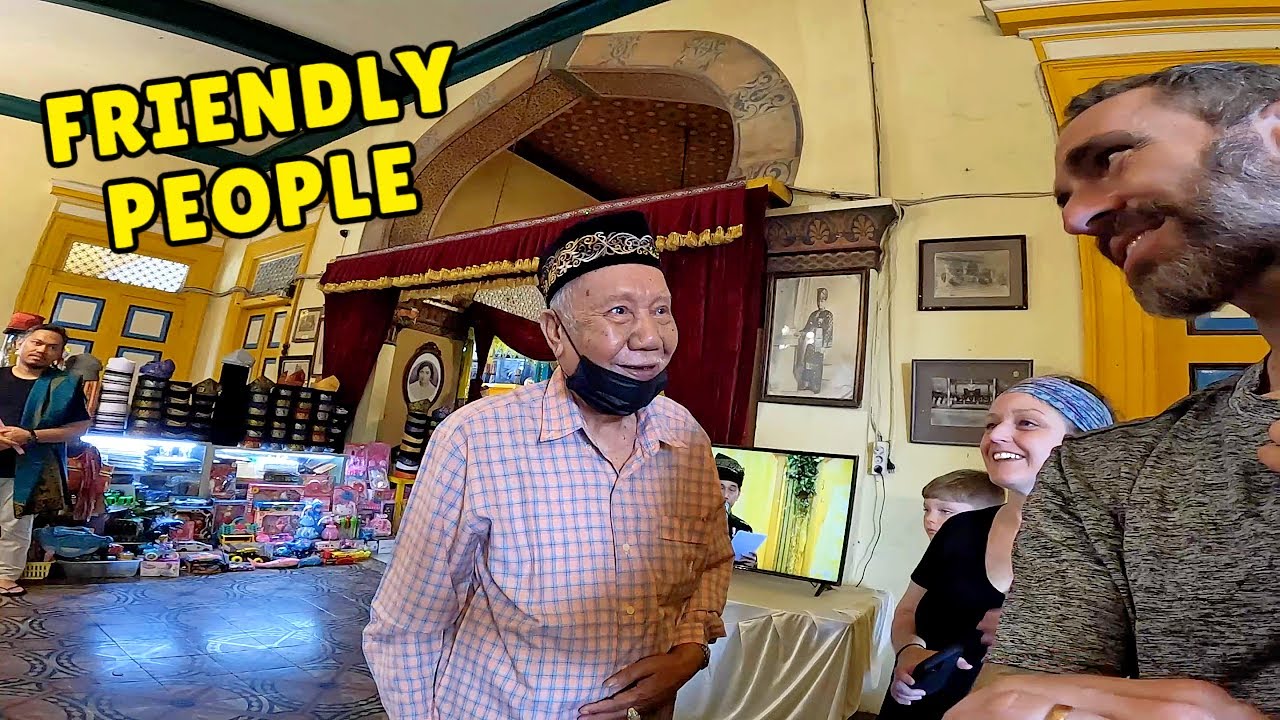 First Impressions of Medan, Indonesia 🇮🇩 | Bule Menjelajahi Medan