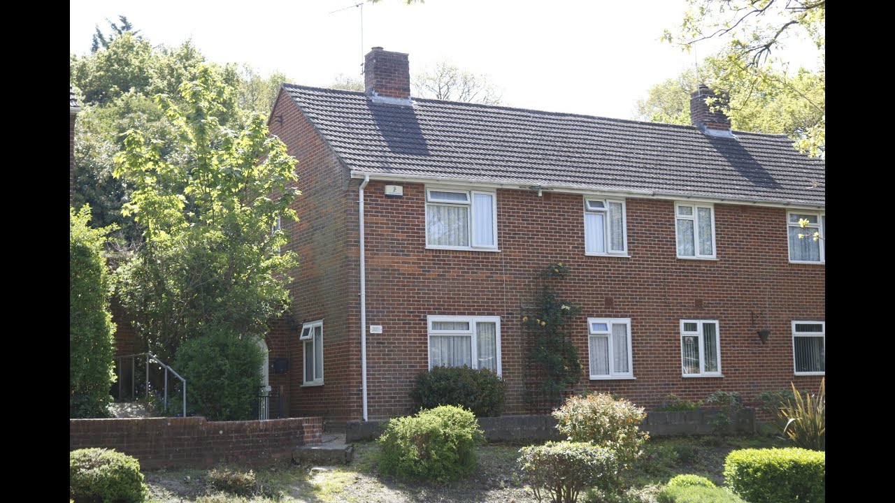 House for sale close to Bournemouth centre and beaches!