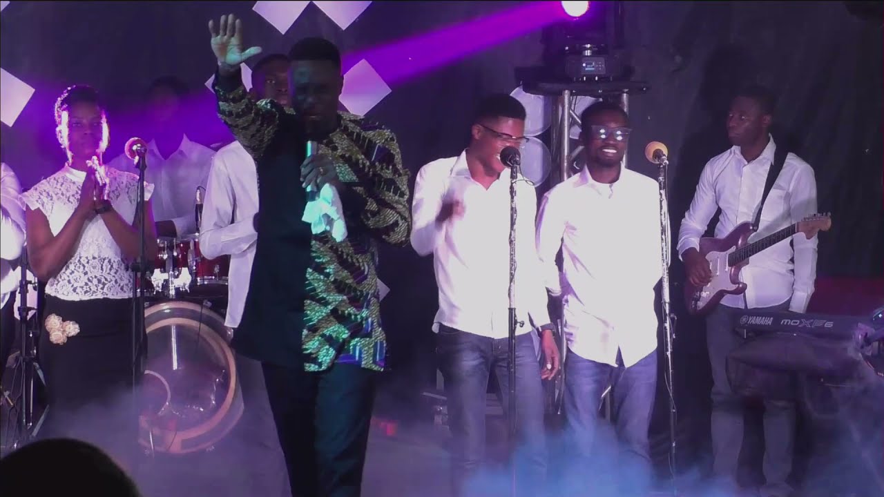 Onipa ben mpo  by Effah Joel
