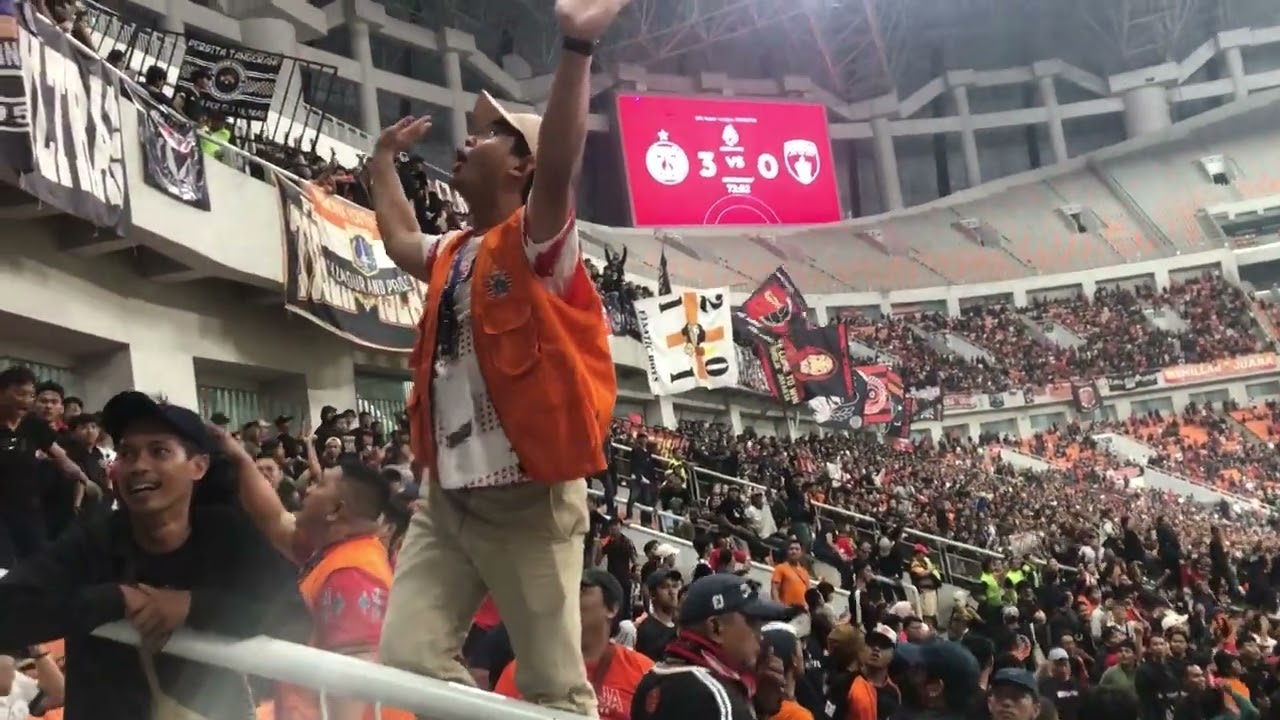 PECAH PSYWAR THE JAKMANIA RAYAKAN 4 GOL PERSIJA vs PERSITA DI JIS