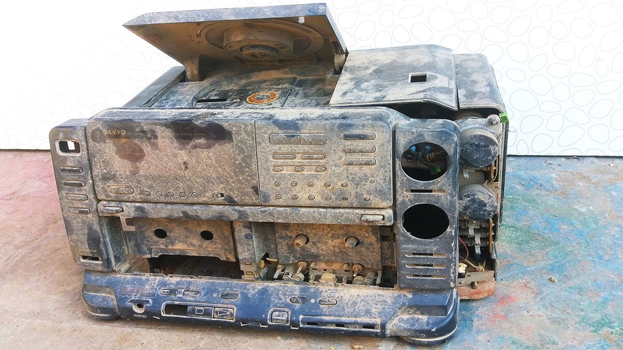Restoration Broken Thrown To Junk SANYO Japan CD CASETTE player | Restore AM FM stereo radio PH-Z300