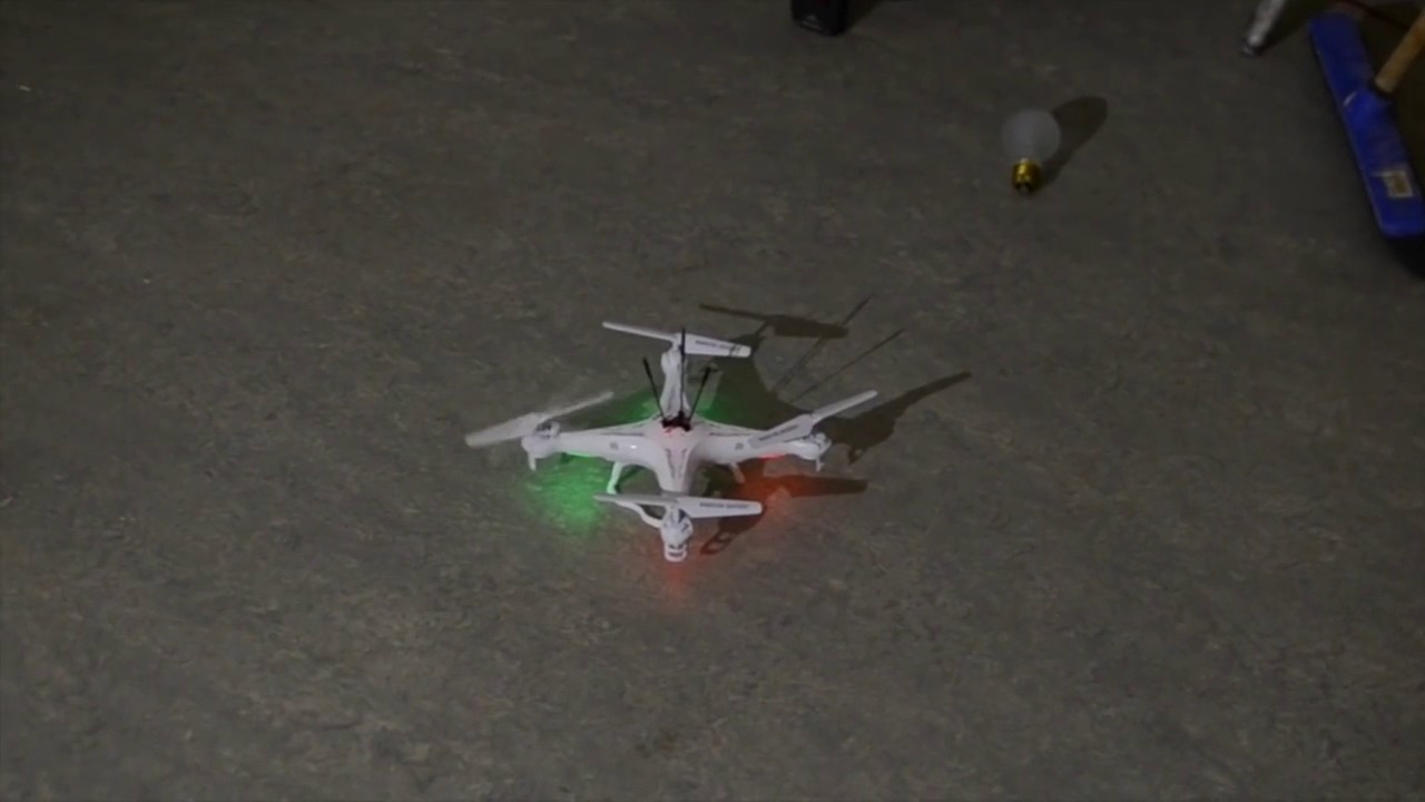 Interstellar parody - Docking lighbulb with drone