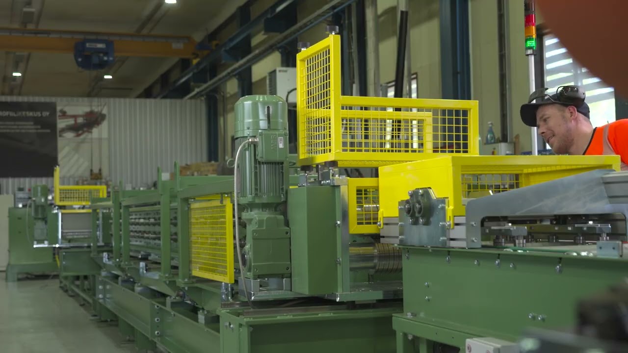 Metal panel Roll Former with robotic stacking system