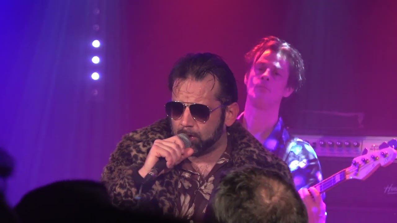 COVERBALLS - ÉTIENNE de GUESCH PATTI (SAINT-NICOLAS 2026)