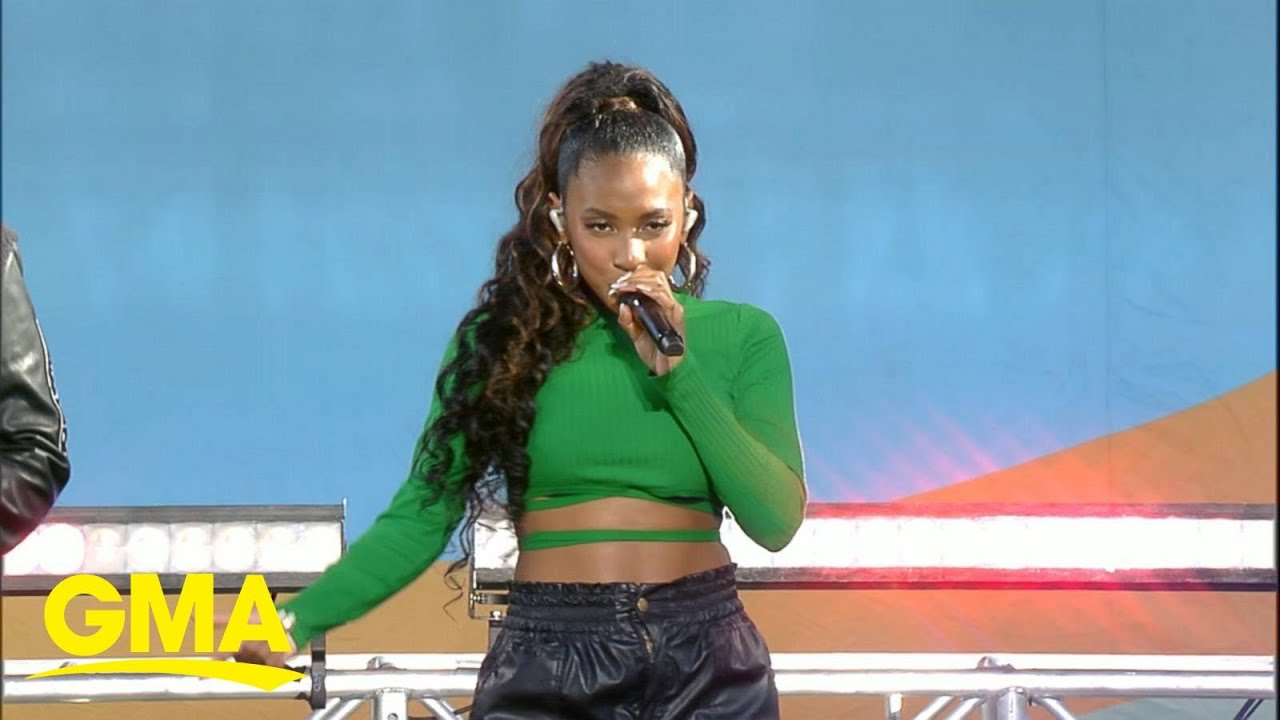 Black Eyed Peas perform 'Girl Like Me' on 'GMA' | GMA