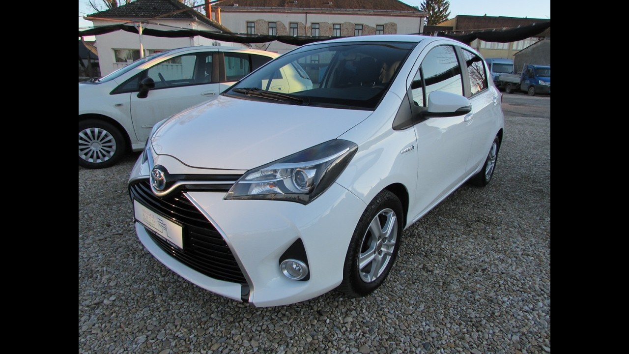 Toyota Yaris 1.5vvti hybrid '2016 112.000km,szervizkönyv,digitklíma,4xel.ablak,tolatókamera,2kulcs