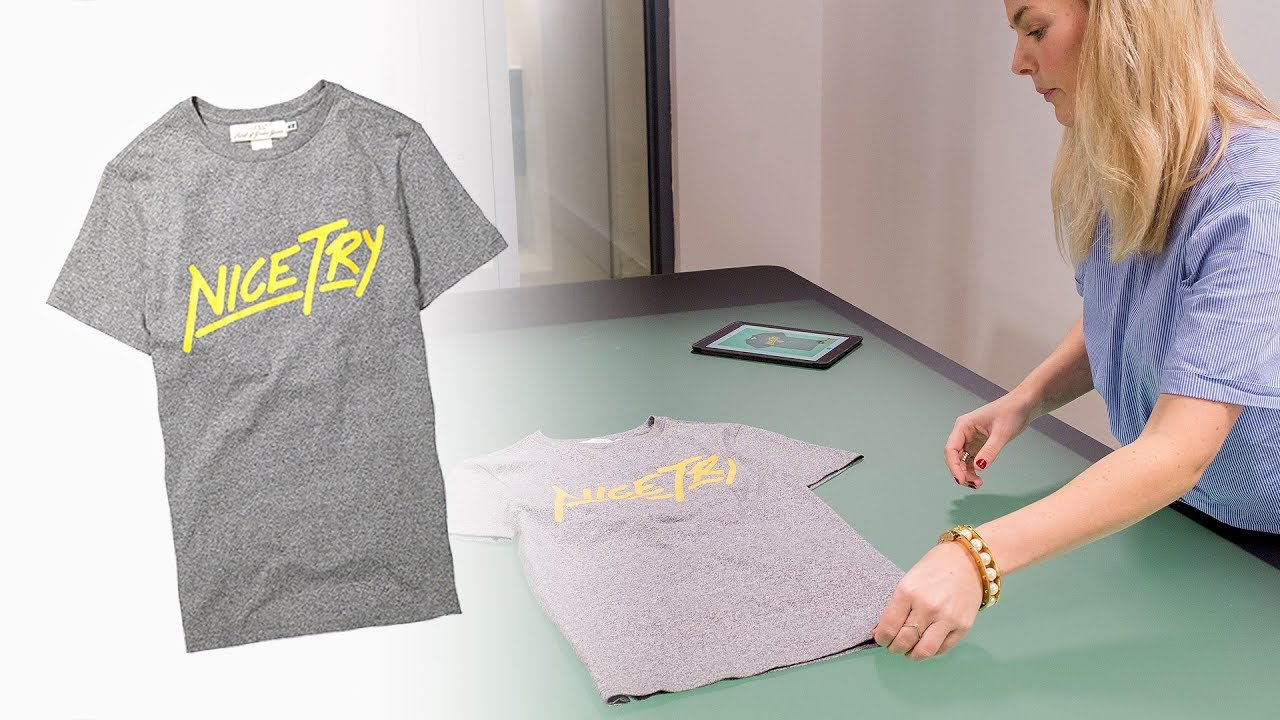 How to Photograph a T-Shirt Flat Lay