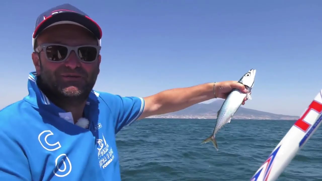 Pesca a Bolentino nel Golfo di Napoli con il Team Colmic