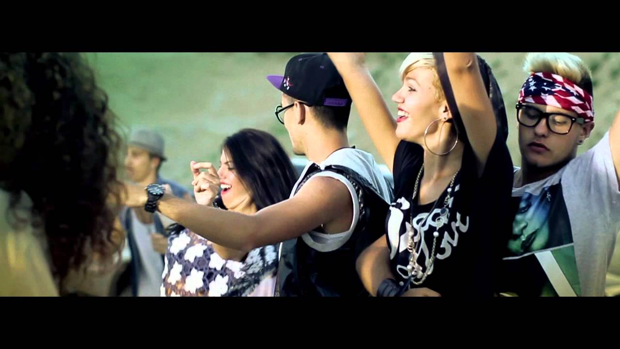Kállay Saunders feat. Rebstar - Tonight Official Video