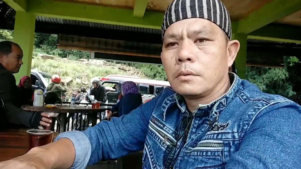 keindahan yg tersembunyi di lereng gunung  sinabung