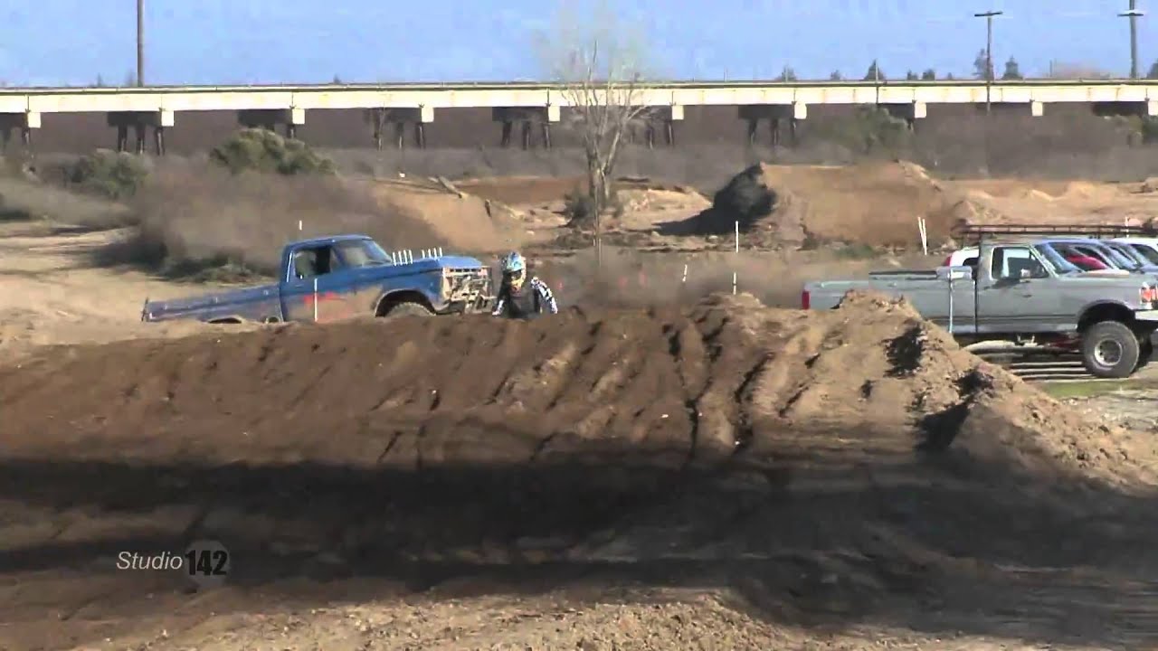 E-Streetmx Racing RD1 Take16 01-09-2011.mp4