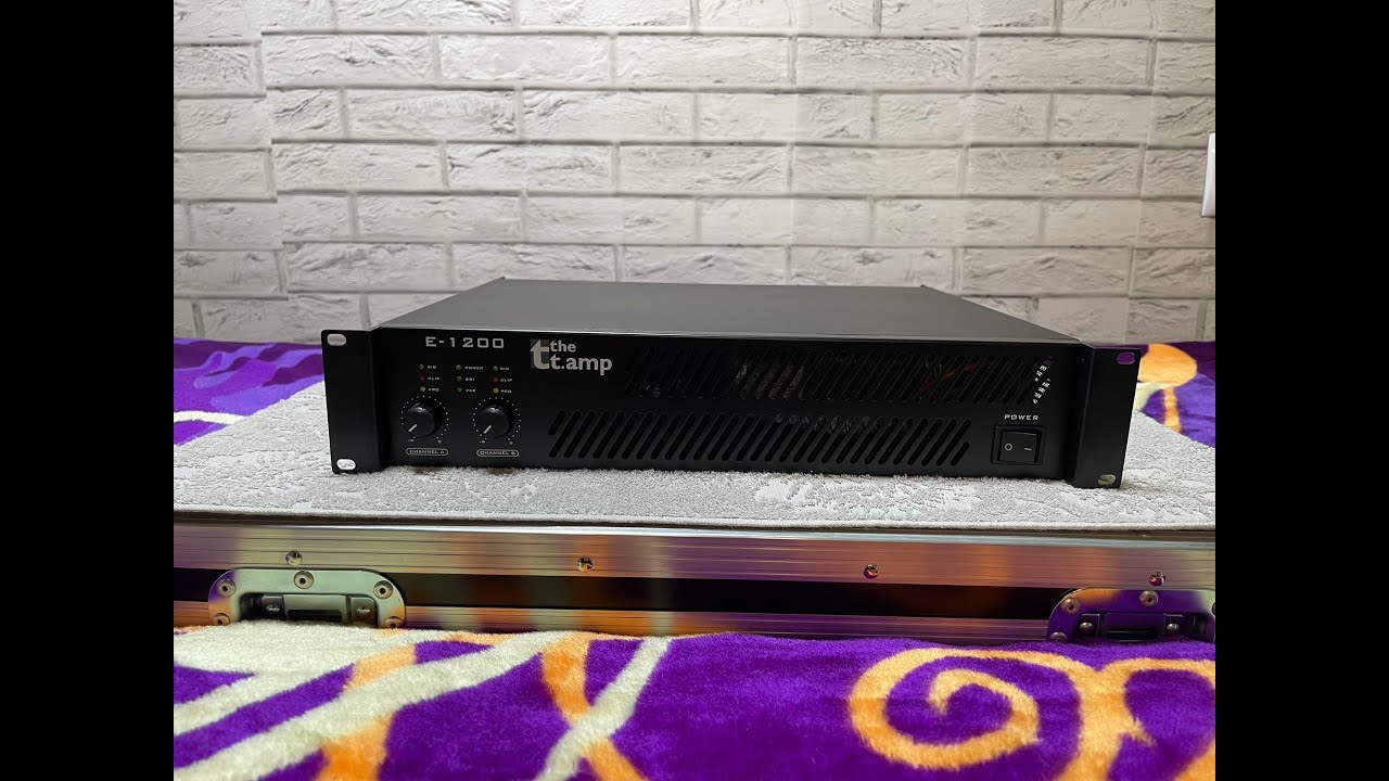 the t.amp E-1200 ce se afla sub capota