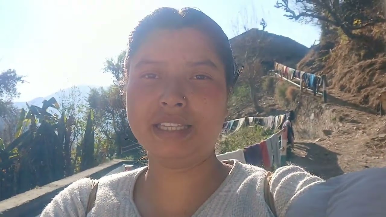 My vlog  # ghar ka kaam # himachal se naina aayi # momos bhi kha ye