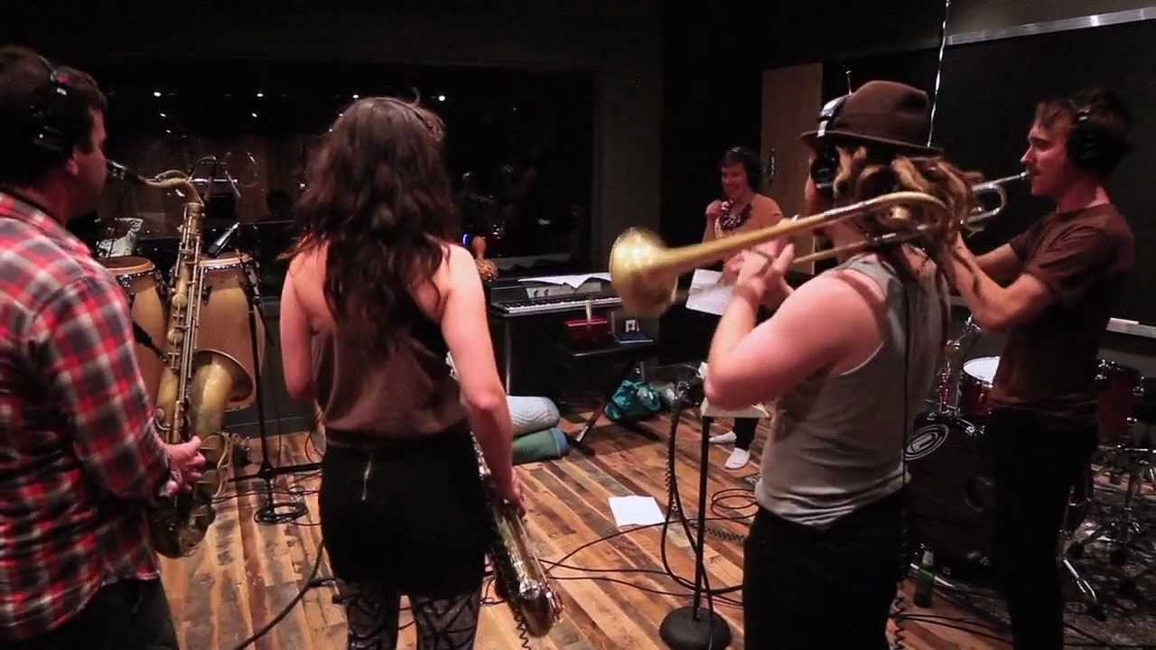 Okayafrica TV: The Making of 'Lady' w/ Questlove x tUnE-yArDs x Angélique Kidjo