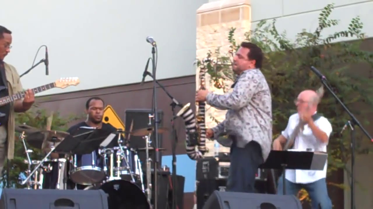 Richard Elliot  - When A Man Loves A Woman 2010 08 21