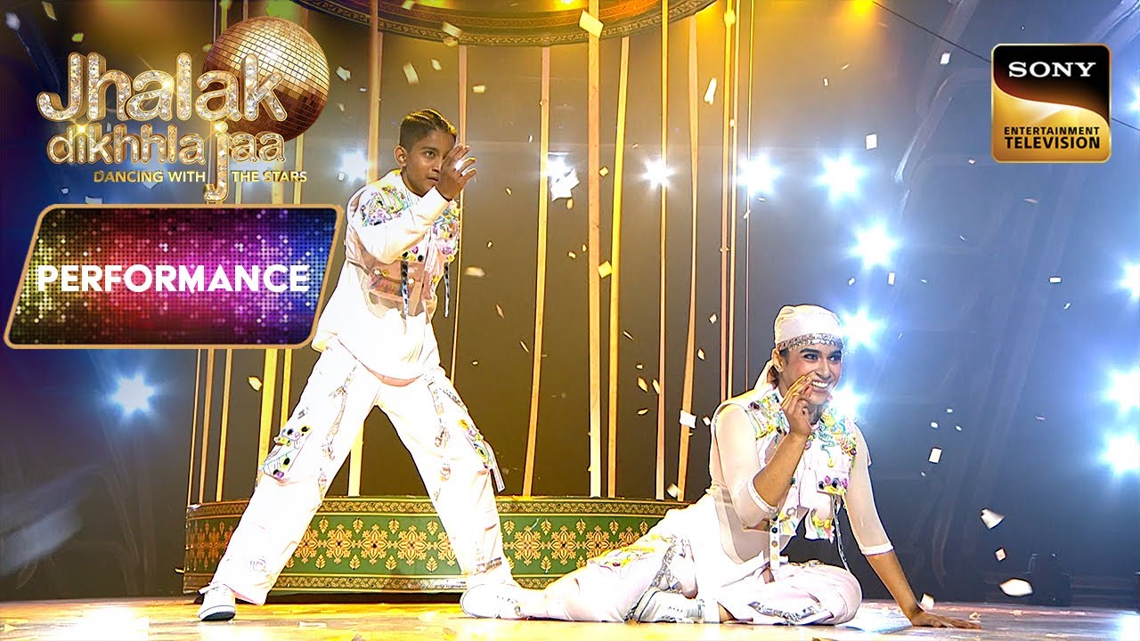 Jhalak Dikhhla Jaa | 'Bumro Bumro' Song पर Adrija ने दिया Stellar Performance | Performance