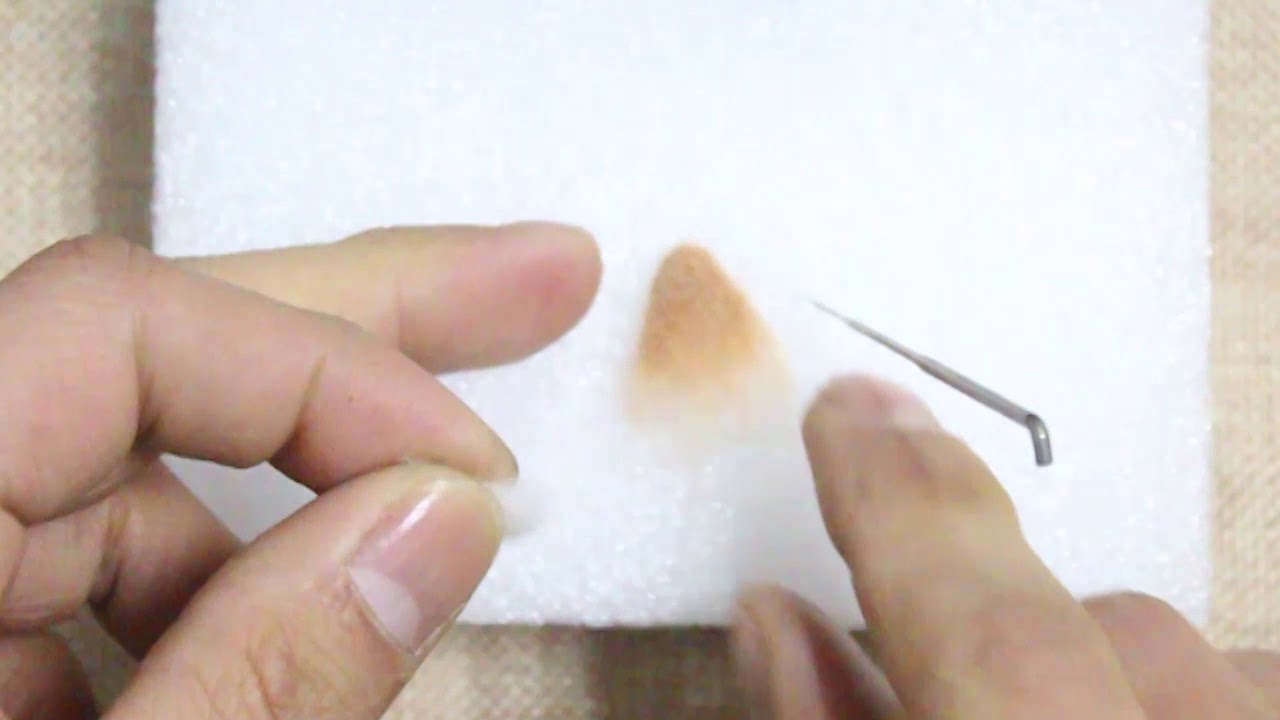 Wool Felt Tutorial Step 5 :Making Ear&Connect Head-淘宝：小毛豆