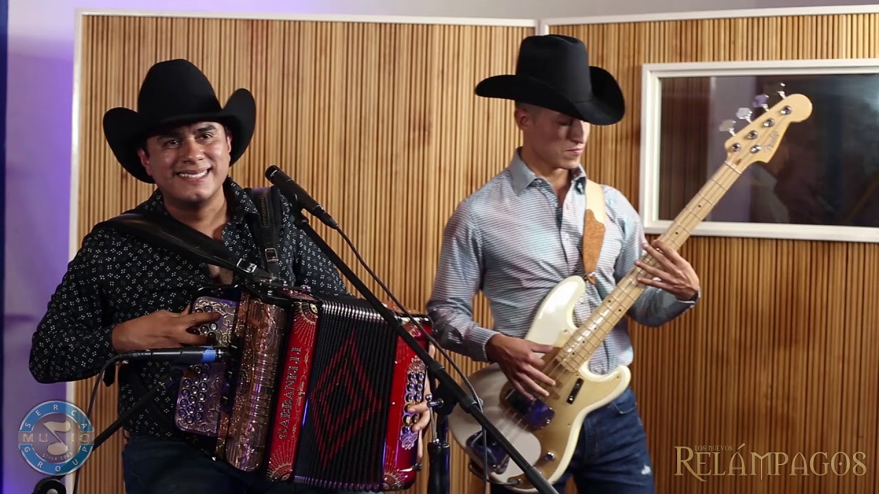 Los Nuevos Relámpagos - Una Viuda Con Dinero [ Live Session ]