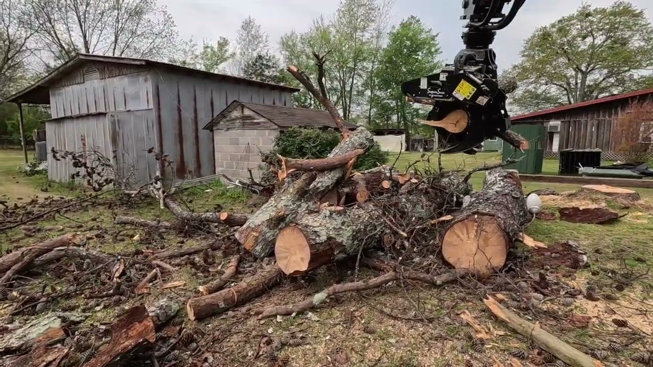 Грейферная пила Rotobec Limb Reaper в действии