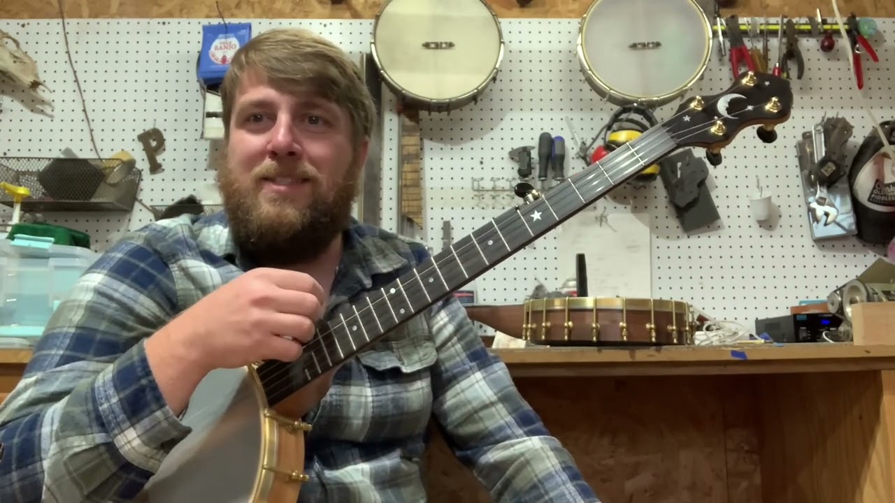 Cumberland gap - comparing 11” and 12”￼￼ clawhammer banjos￼