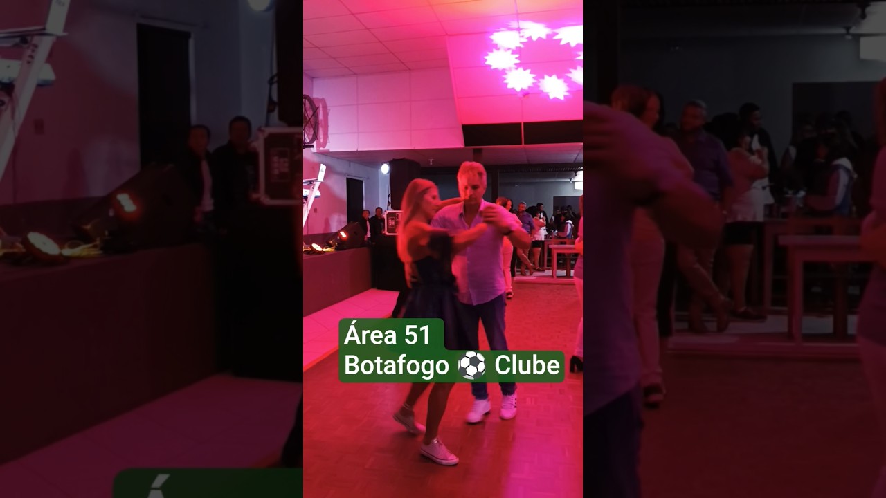 Botafogo - &Aacute;rea 51 - 26 -  #bailesocial #MusicalSomdeCrystal #dan&ccedil;adesal&atilde;o #pfiffer