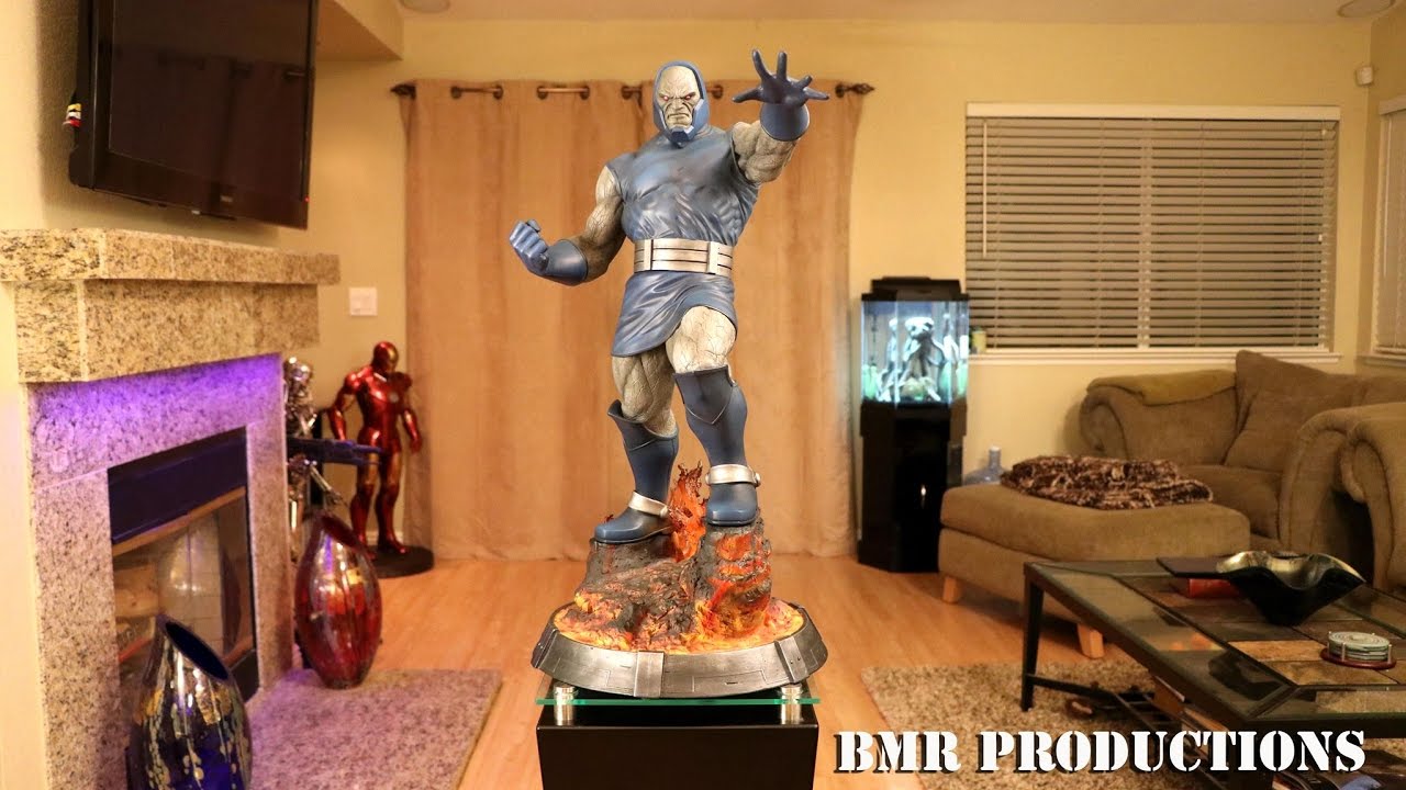 Sideshow Collectibles Darkseid Premium Format Review