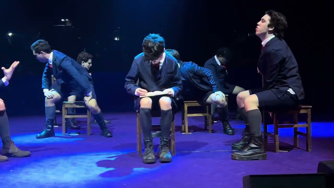 Merda de Vida - Despertar da Primavera (The Bitch of Living - Spring Awakening)