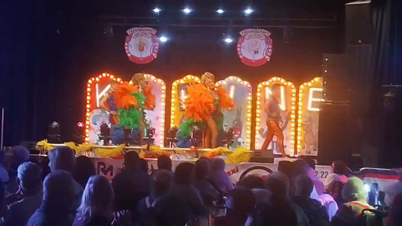 optreden les folles de gand op ledeberg karnaval weekend  DINA PRICE en Miss Michelle