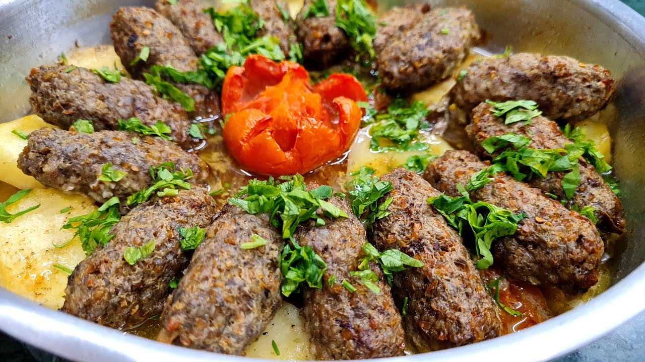 صينية كفته بالبرغل تاكلو اصابعكم وراها جربوها بتعجبكم
