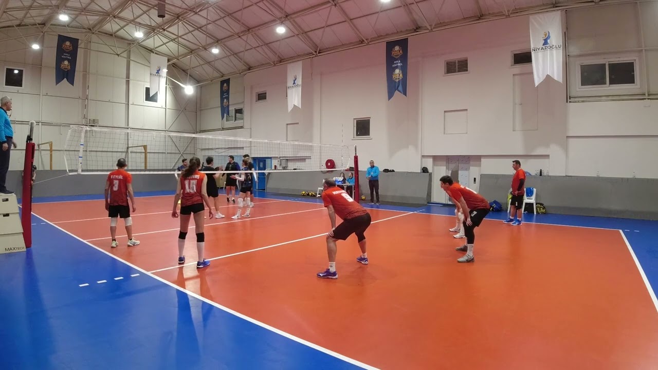 2025 İzmir Keyfi Voleybol Turnuvası: Maç14: İzmir