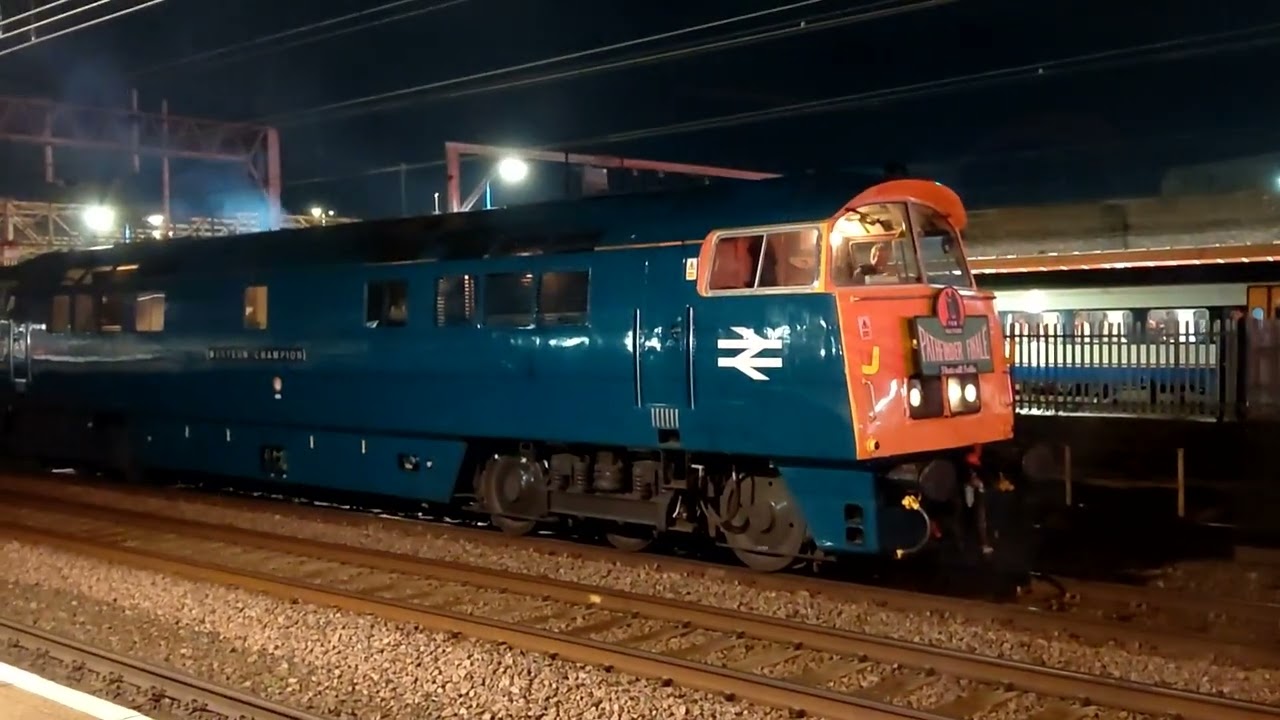 D1015 Western Champion on the Pathfinder Finale railtour at Stockport and Crewe.  20 Dec 2025 