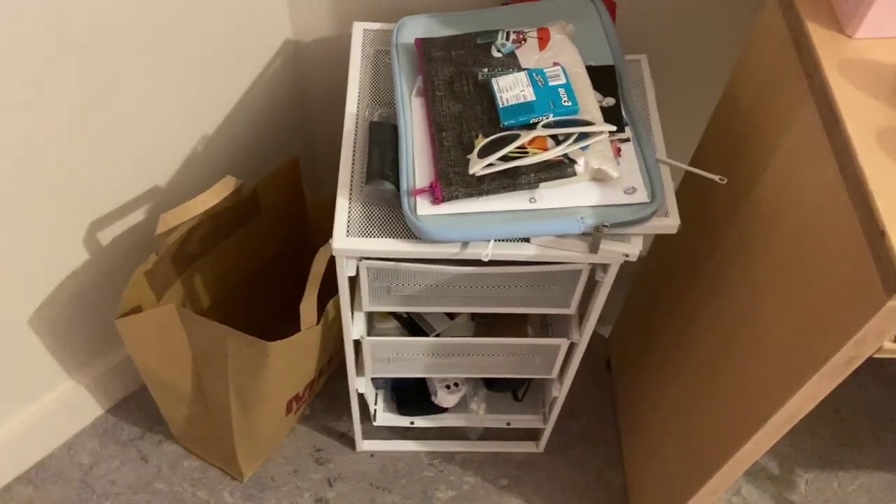 PARIS APARTMENT TOUR | Student Résidence