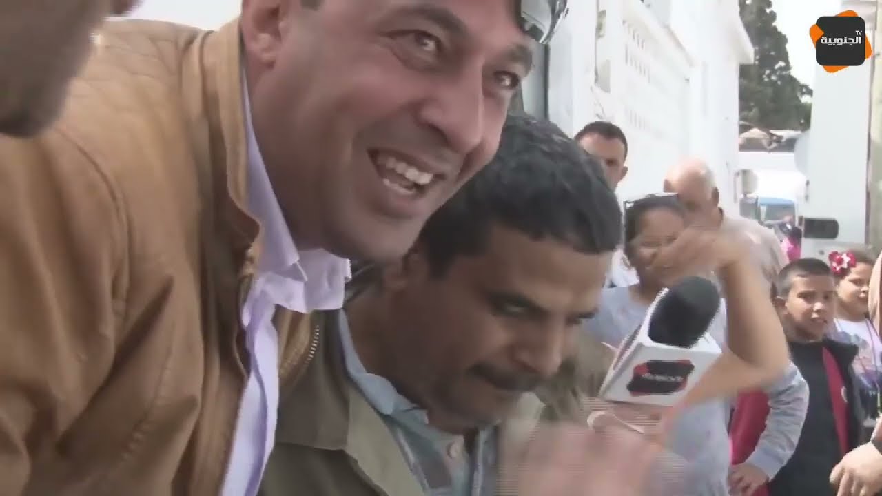 شبعة ضحك مع الكاميرا الخفية 🤣🤣 إنتي الرابح والهدية ياخذها شخص أخر 🤣🤣