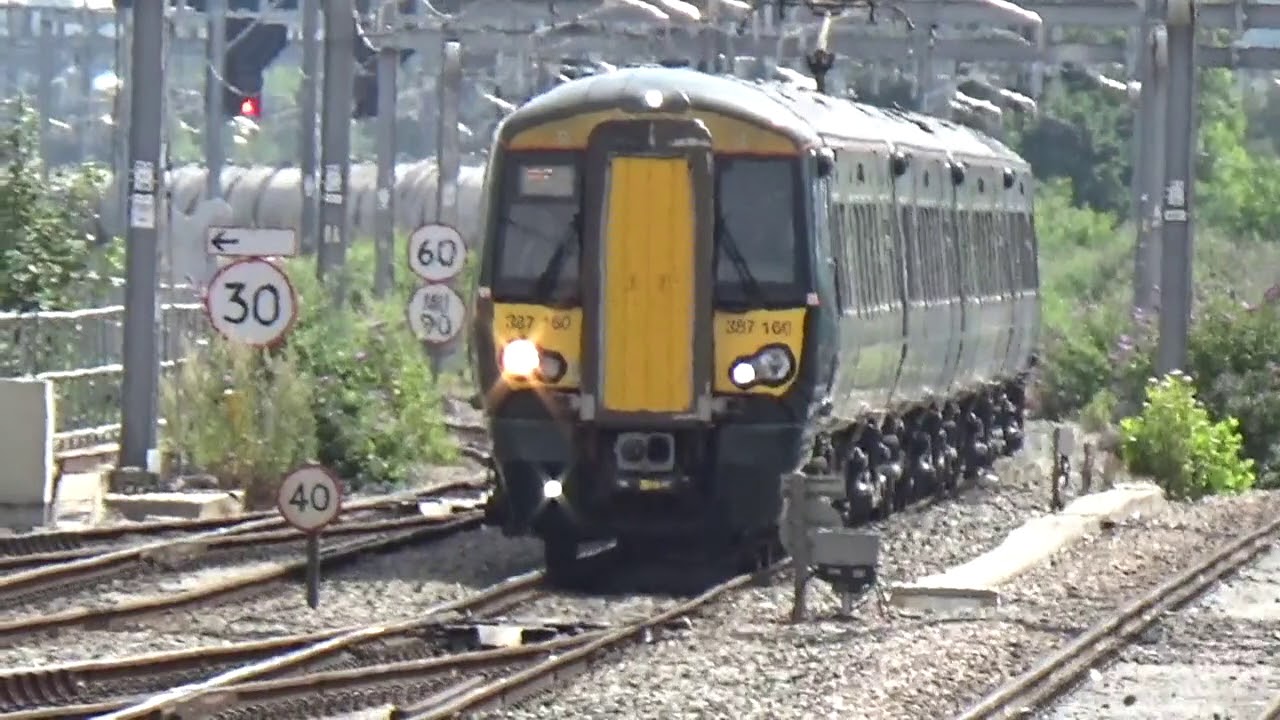 Trains at Reading 12/07/2018
