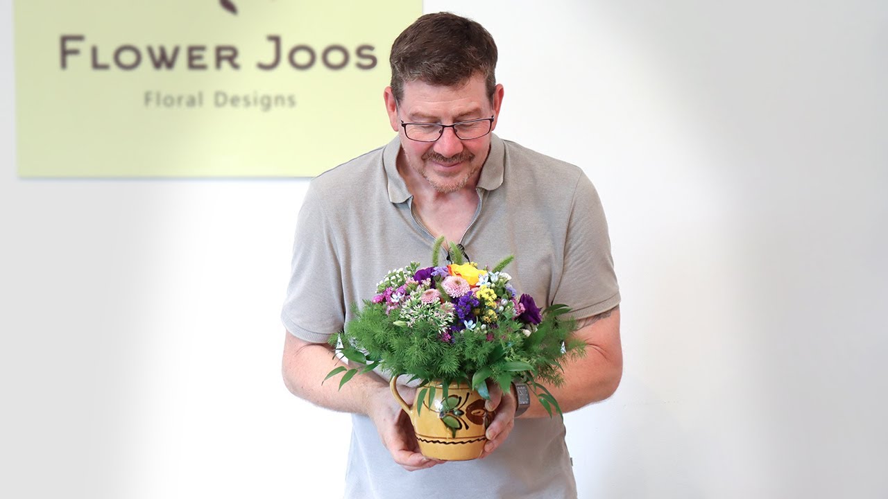 How To Make A Biedermeier Bouquet