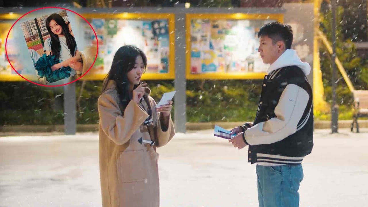 ❄【MOVIE】帥小伙的書裡藏著女孩的照片，她意識到他喜歡自己，怎料他卻不承認！ #好看中国电视剧 #爱情