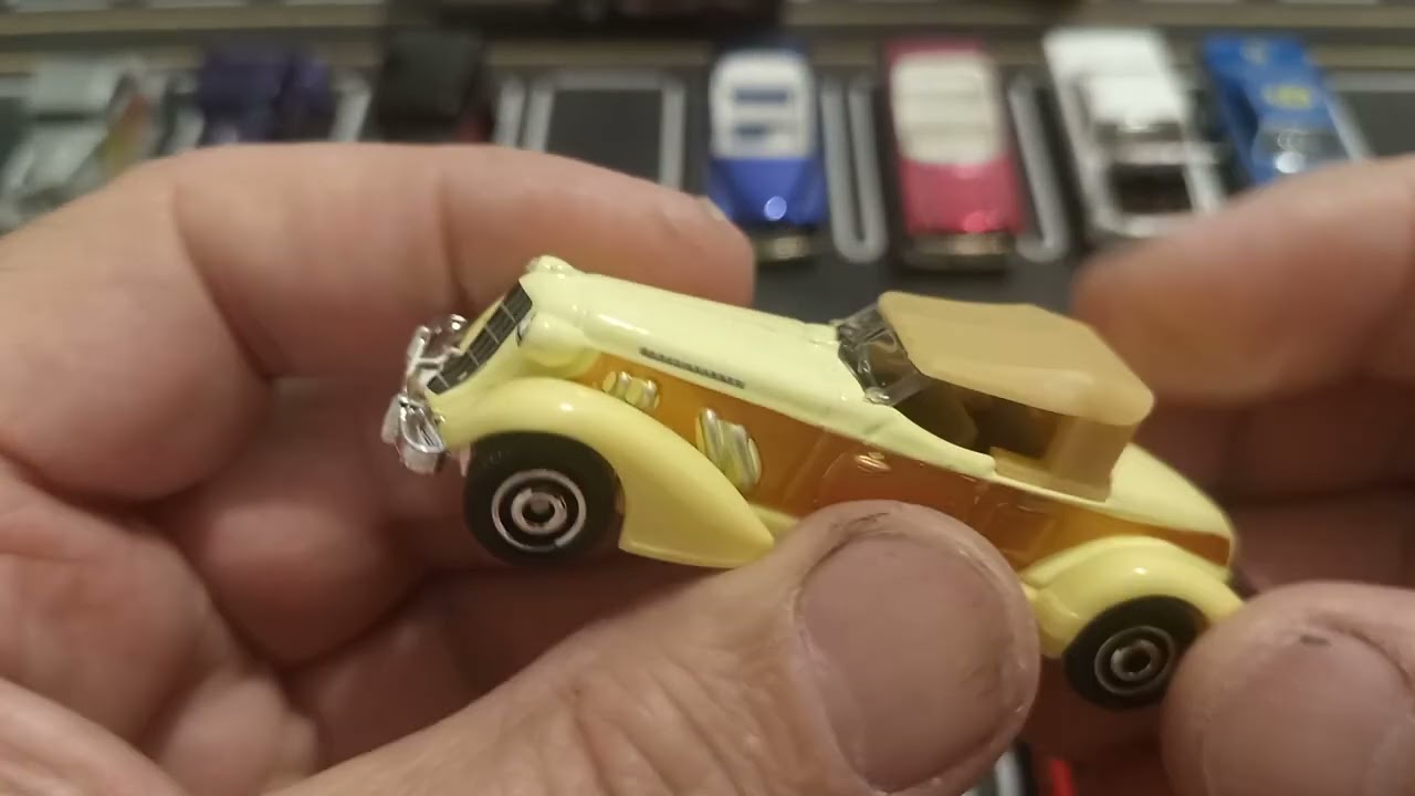 Abriendo 2 Matchbox