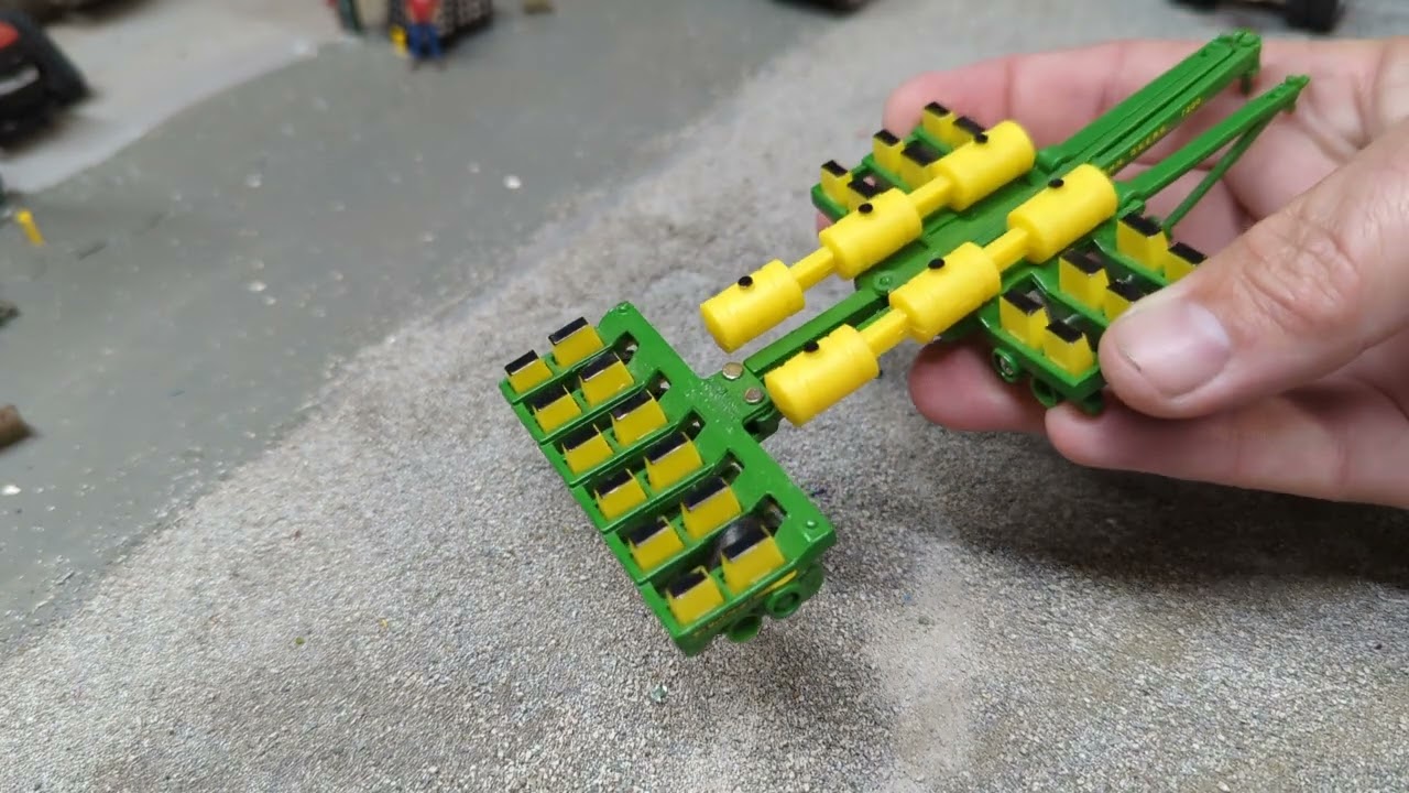Unboxing some Custom Farm Toys from an Auction.