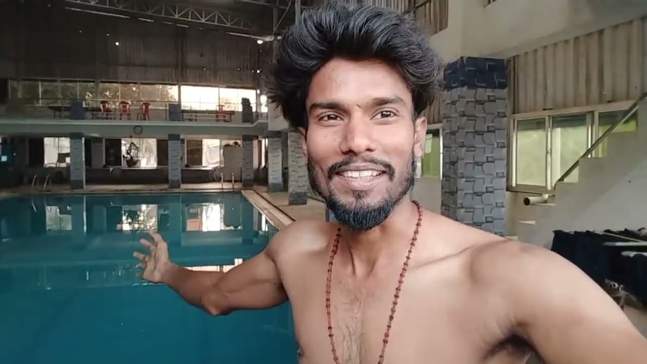 Morning mai Itne Thand mai SWIMMING 🥽 #swimmingpool #swimmingpoolvlog #vlog #viralvlogs #vlogs 